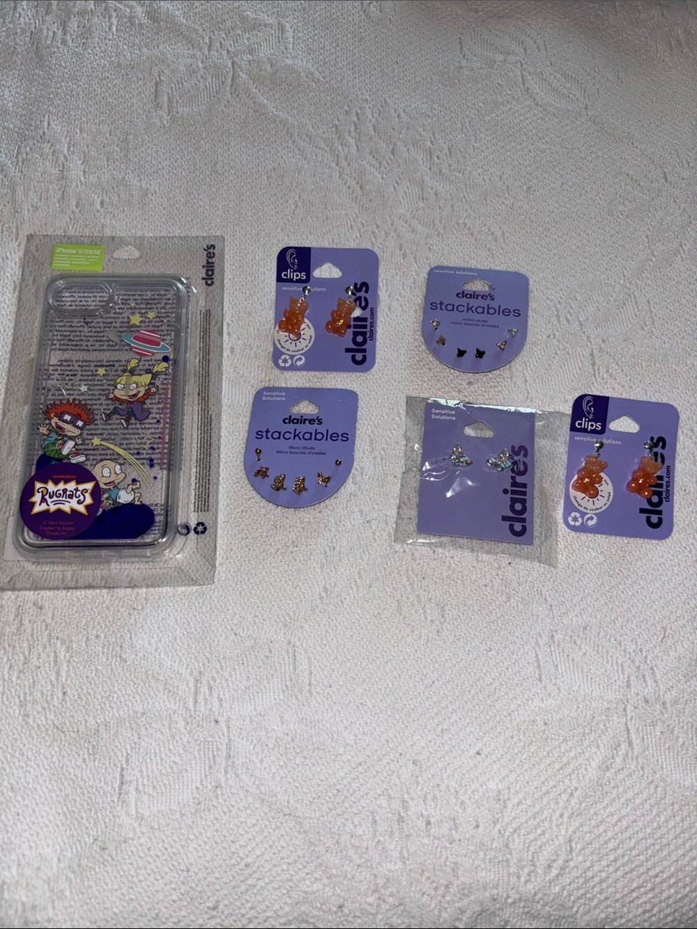 Claire's Clips, Pierced Earrings & Cartoon Phone Case Set